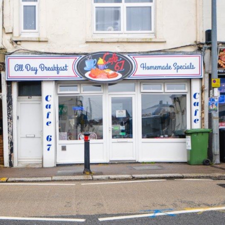 Busy Daytime Cafe in St Leonards