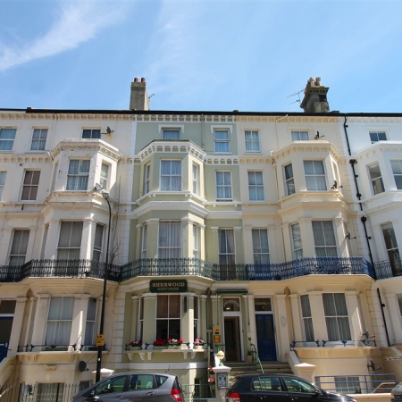 14 Bedroom Guesthouse in Eastbourne