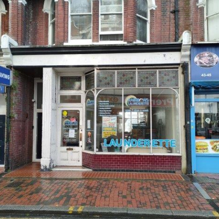 Vacant Launderette / Shop