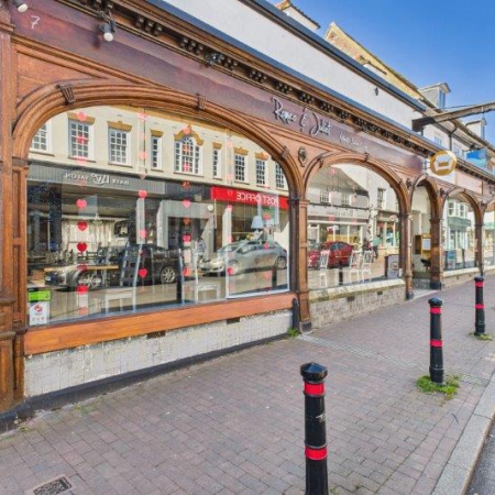 Outstanding Italian Restaurant