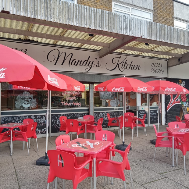 Daytime cafe for sale